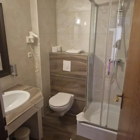 Hotel Lorien