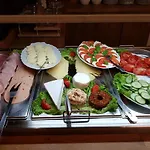 洛林酒店 3*