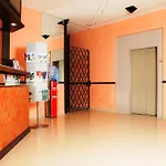 洛林酒店 3*