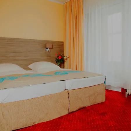 Lorien 3* Cologne
