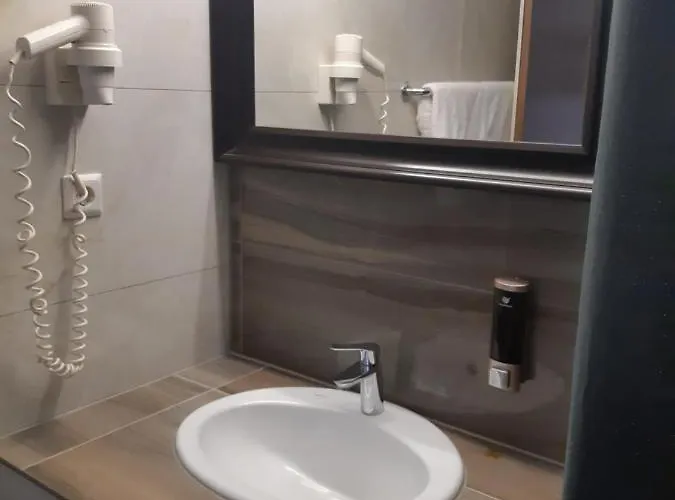 ロリエン 3* ケルン